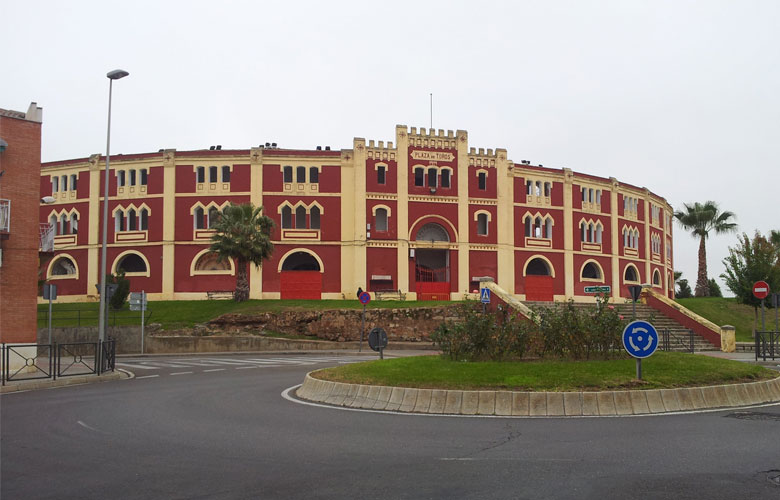 Frontal de la Plaza de Mérida